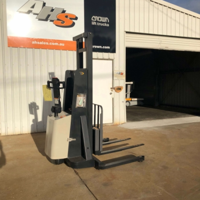 Crown Walkie Stacker 20IMT130A Refurbished